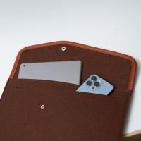 Чехол фетровый для планшета/ноутбука (15.4) на кнопке шоколад