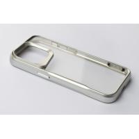 Пластиковый чехол NEWZONE для iPhone 15 Pro Max серебряный