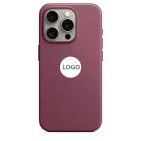 Тканевый чехол WOVEN с поддержкой MagSafe для iPhone 15 Pro бордовый