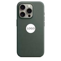 Тканевый чехол WOVEN с поддержкой MagSafe для iPhone 15 Pro темно-зеленый